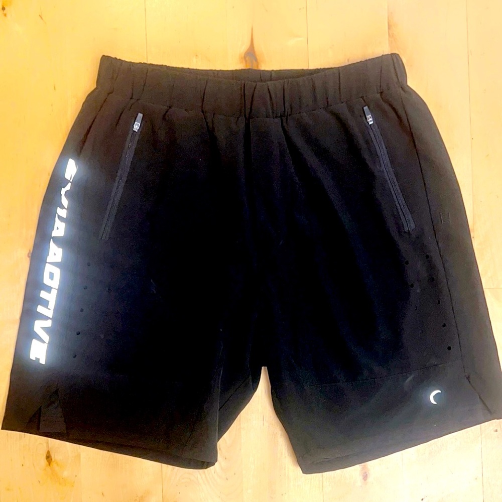 Men’s Zyia Shorts